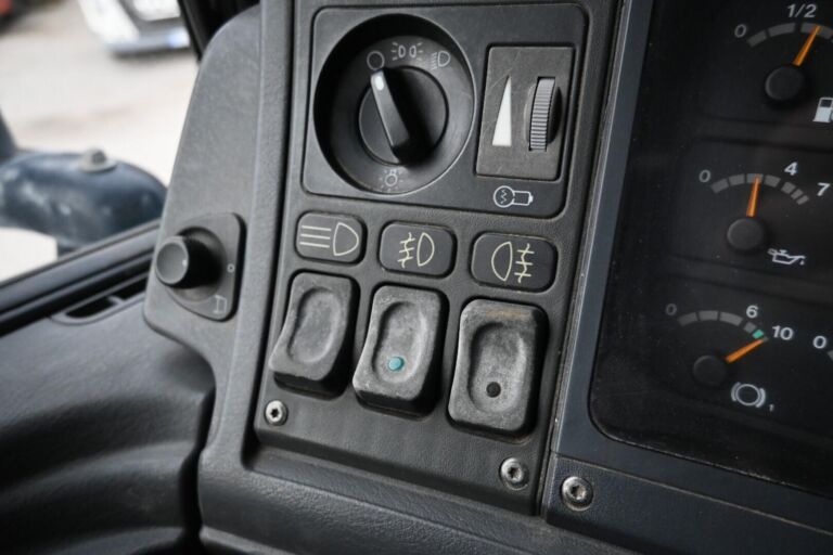 Scania P340 6x2 koukku