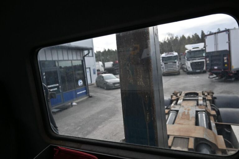 Scania P340 6x2 koukku