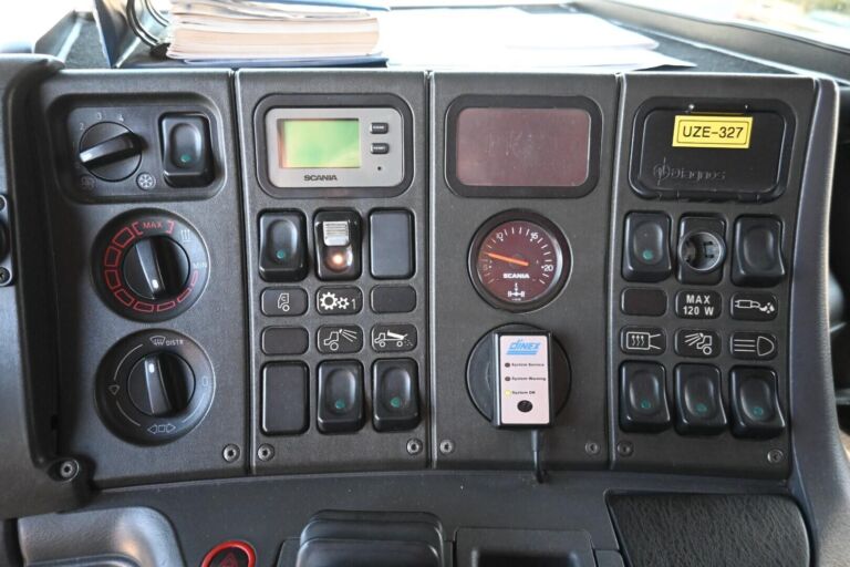 Scania R 164 6x2 vaijeri pedillä