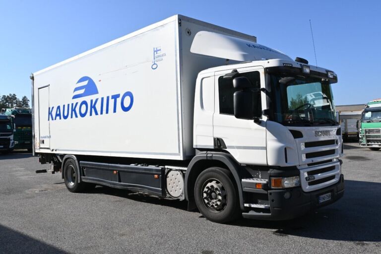 Scania P320 4x2