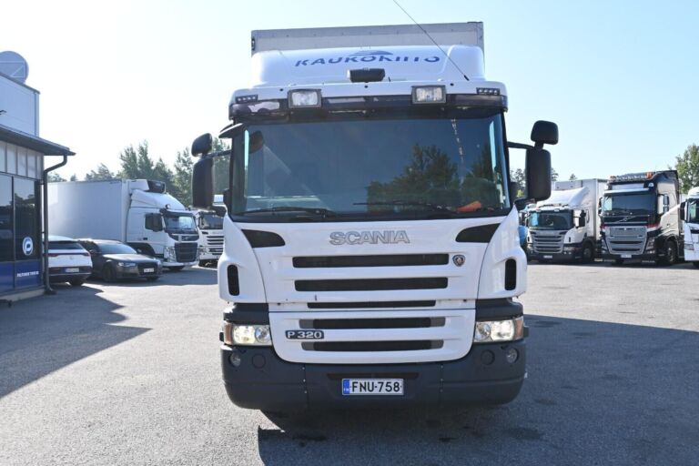 Scania P320 4x2