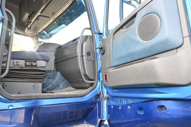 Volvo FH480 8x2 Koukku