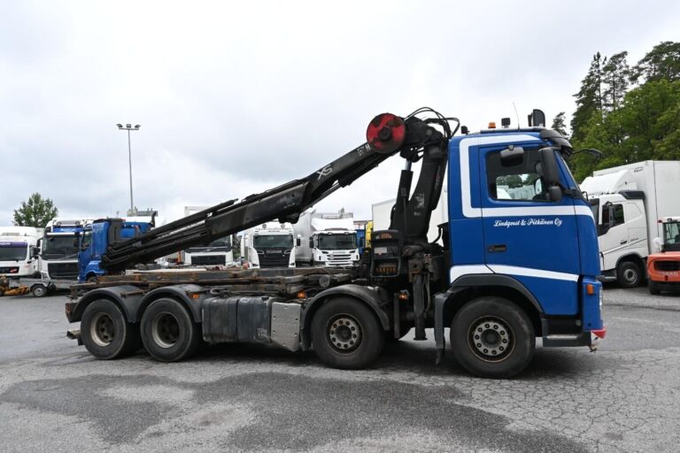 Volvo FH13 480 8x4 HIAB 244