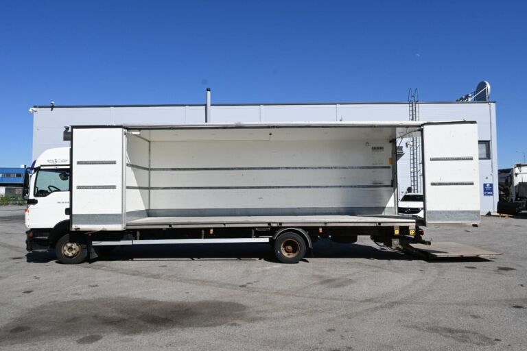 MAN TGL 12.220 4X2 NEK kori