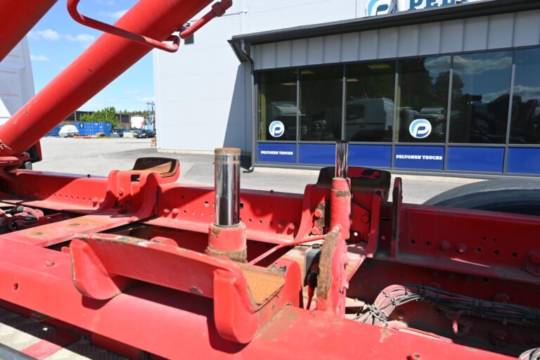 Volvo FM450 6x2 Multilift