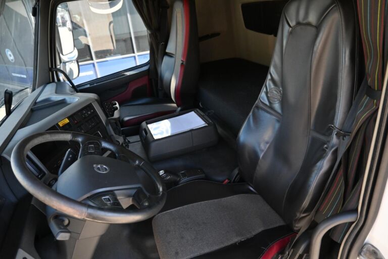 Volvo FM420 4x2