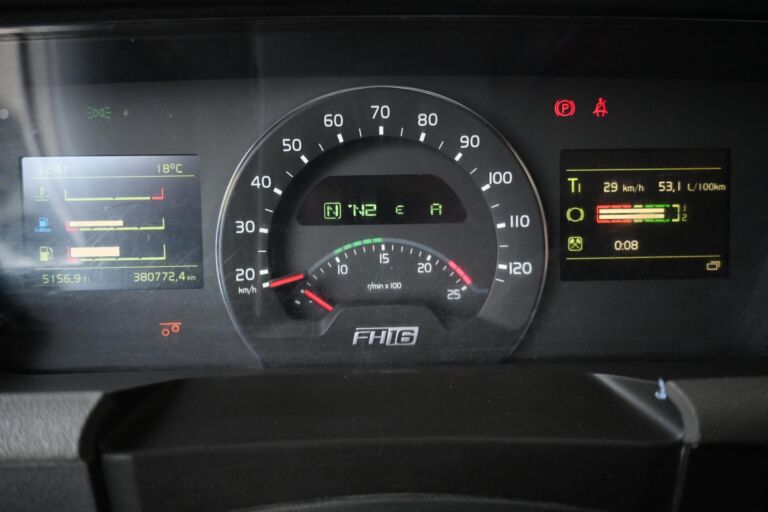 Volvo FH750 8x4 kippiauto