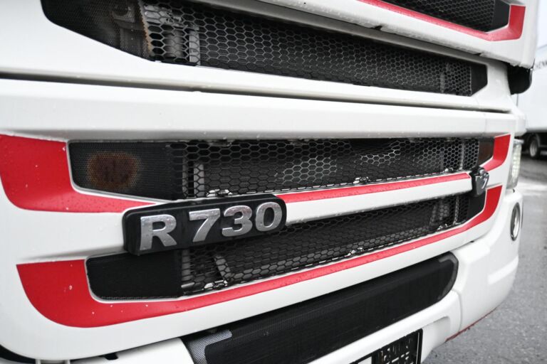 Scania R730 8x4*4 Tridem alusta/kippirunko