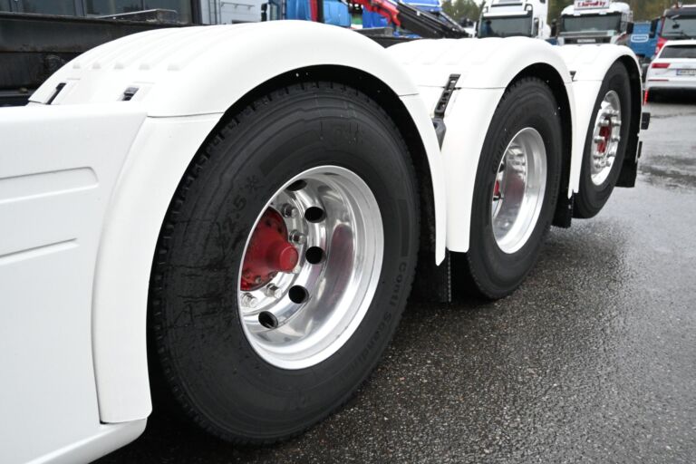 Scania R730 8x4*4 Tridem alusta/kippirunko
