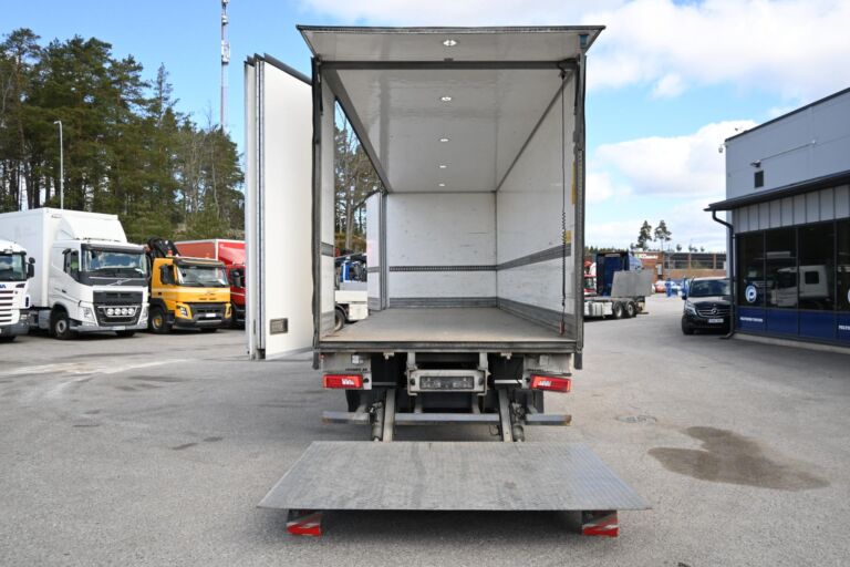 Scania G410 6X2