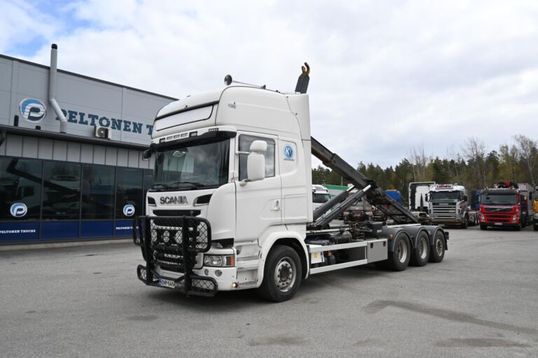 Scania R580 8x4*4 Tridem