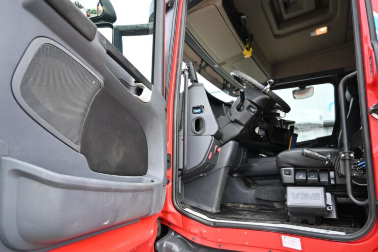 Scania R480 8x4*4 Tridem koukkuauto