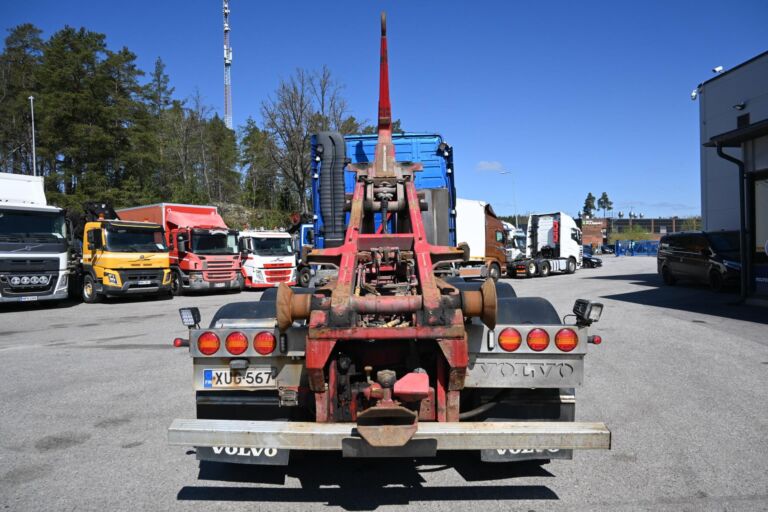 Volvo FH420 8x4 AJK