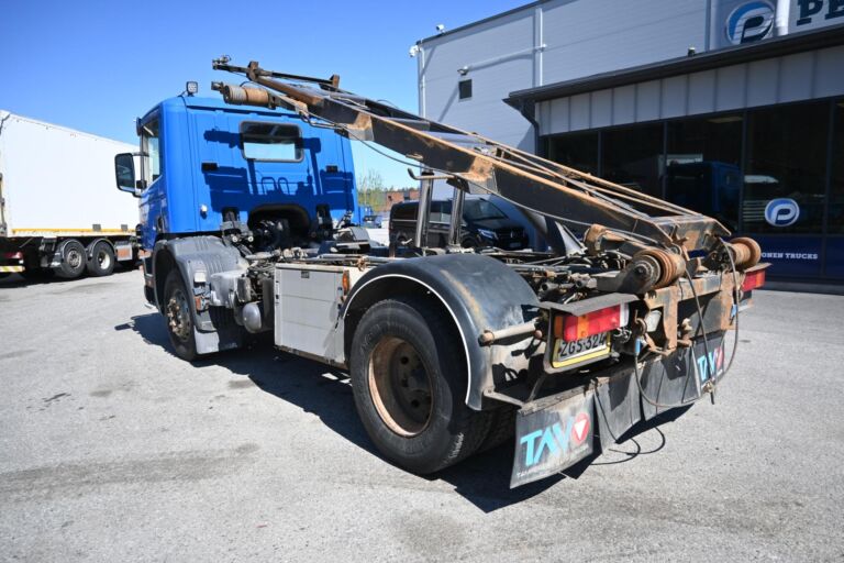 Scania P94 4x2 vaijeriauto