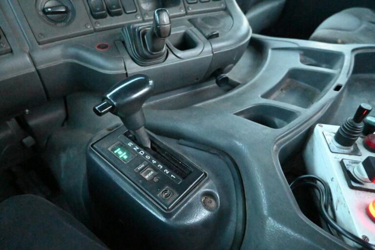 Scania P94 4x2 vaijeriauto
