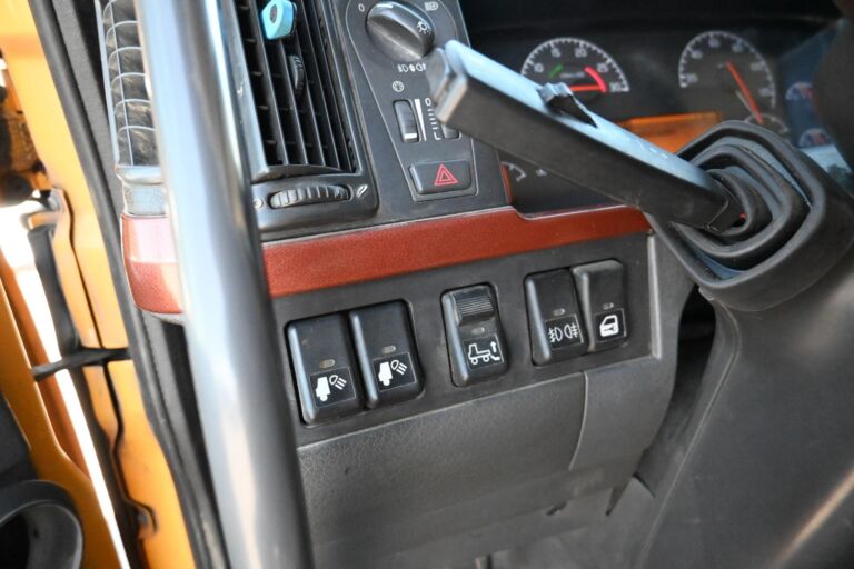 Volvo FH16 550 vaijeriauto