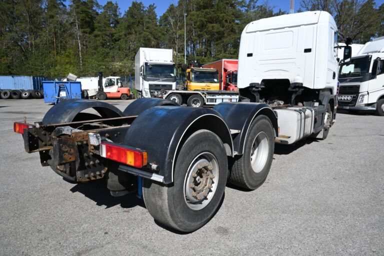Scania R470 6x2 alusta