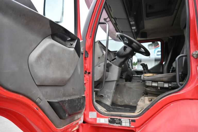 Sisu E12 480 8x2 Vaijeriauto