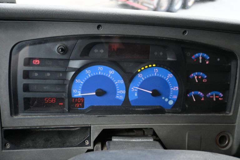 Sisu E12 480 8x2 Vaijeriauto