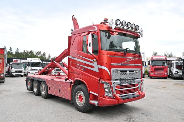 Volvo FH750 8x4*4 JOAB 26T