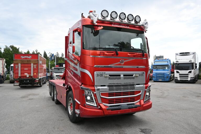 Volvo FH750 8x4*4 JOAB 26T