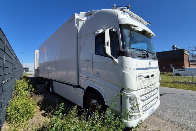 Volvo FH460 6x2 Kylmäkuljetus yhdistelmä