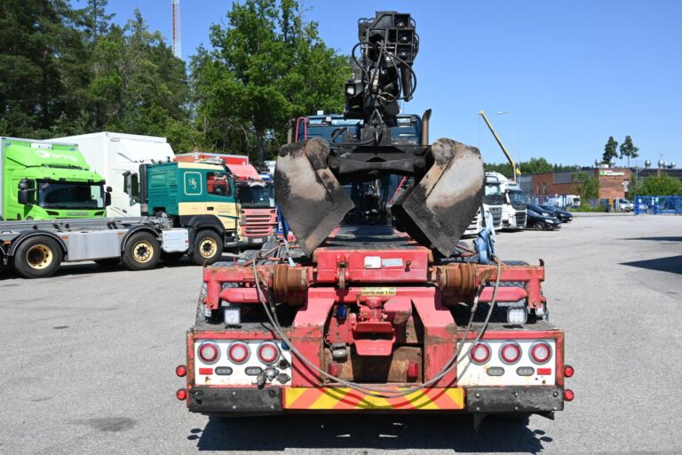 Volvo FM500 8x4*4 HIAB 262 Nosturilla