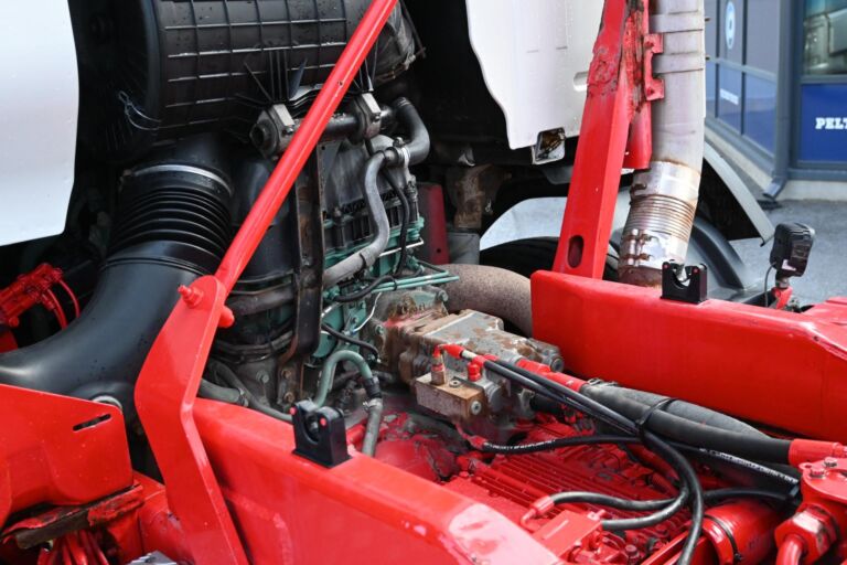Volvo FMX500 8x4/4 Vaijeri