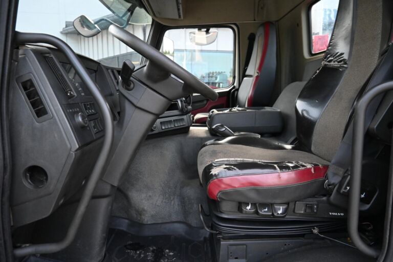 Volvo FMX500 8x4/4 Vaijeri