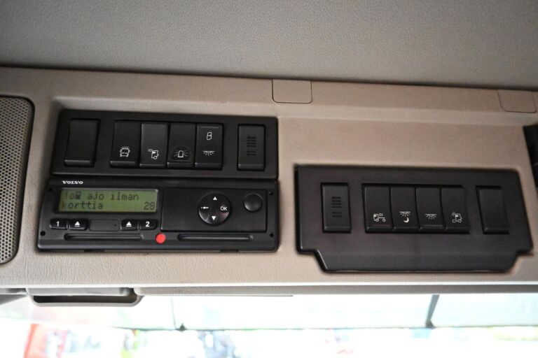 Volvo FMX500 8x4/4 Vaijeri
