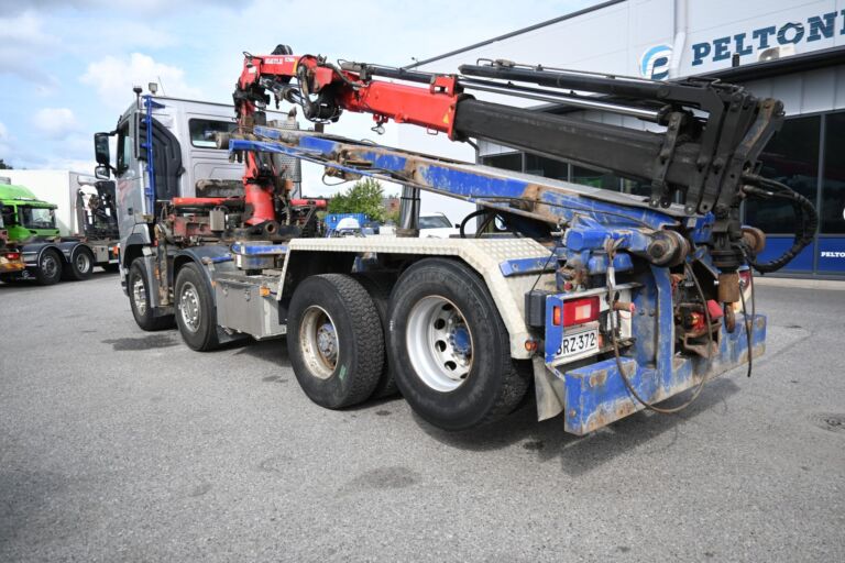 Volvo FH400 8x2 vm. 2016 nosturilla