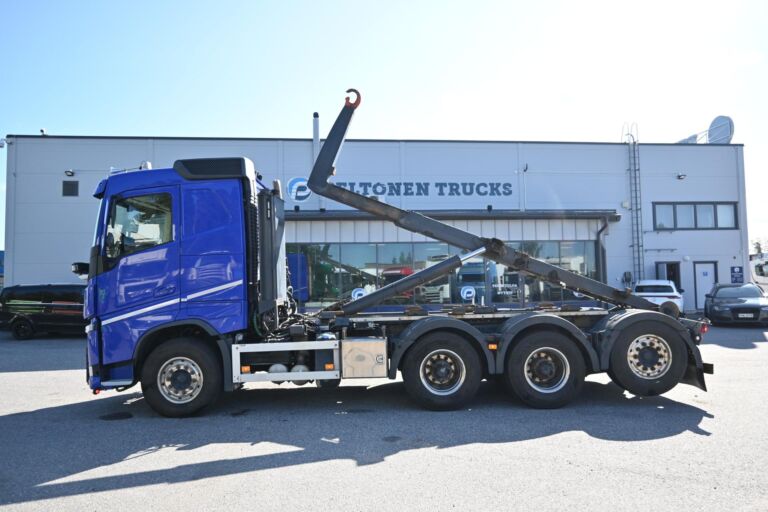Volvo FH540 8x4*4 Tridem Koukku/Aurapuskuri