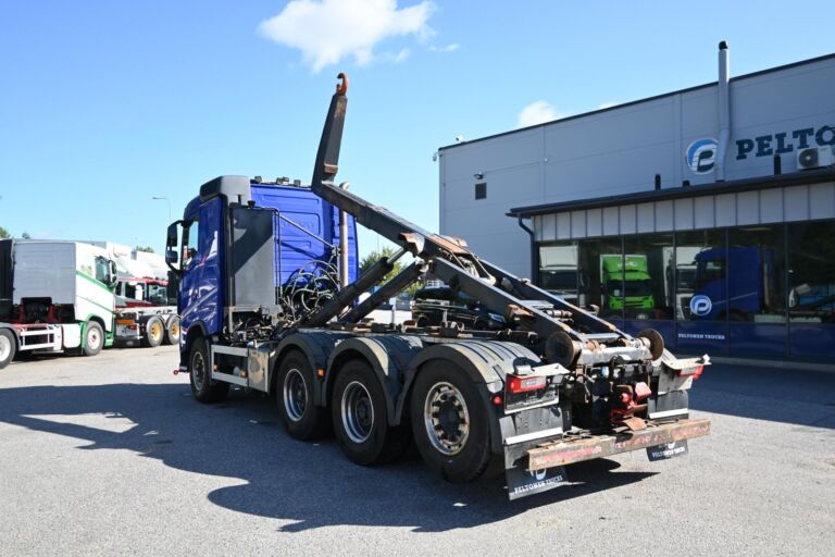 Volvo FH540 8x4*4 Tridem Koukku/Aurapuskuri