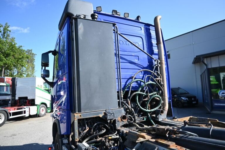 Volvo FH540 8x4*4 Tridem Koukku/Aurapuskuri