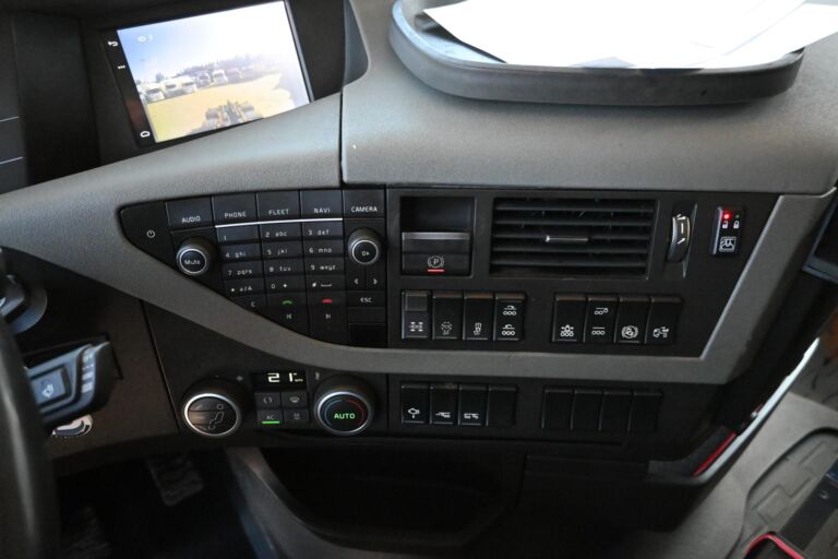 Volvo FH540 8x4*4 Tridem Koukku/Aurapuskuri