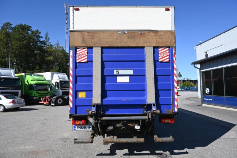 Volvo FM300 4x2 umpikori
