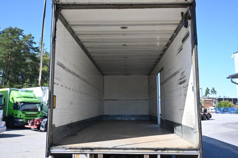 Volvo FM300 4x2 umpikori