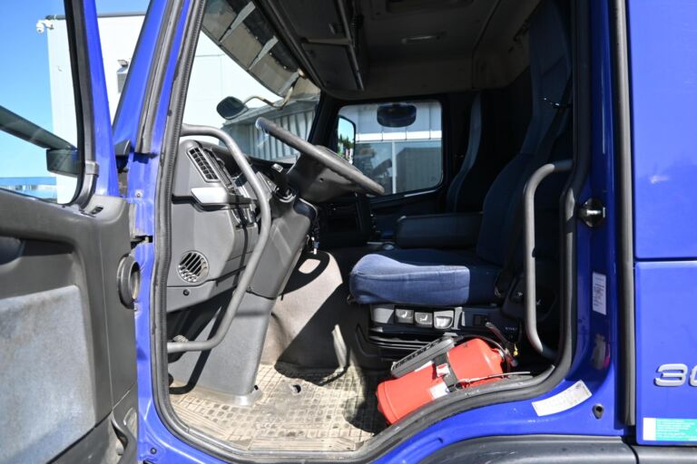 Volvo FM300 4x2 umpikori