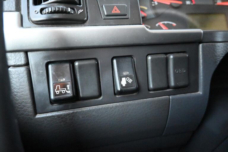 Volvo FM300 4x2 umpikori