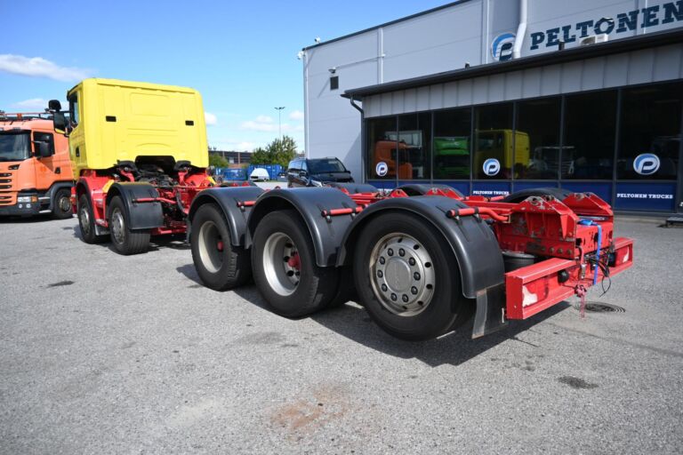 Scania R490 10x4 alusta