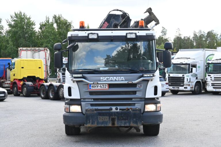 Scania P360 6x2 HIAB 122 nosturi ja vaijerilaite