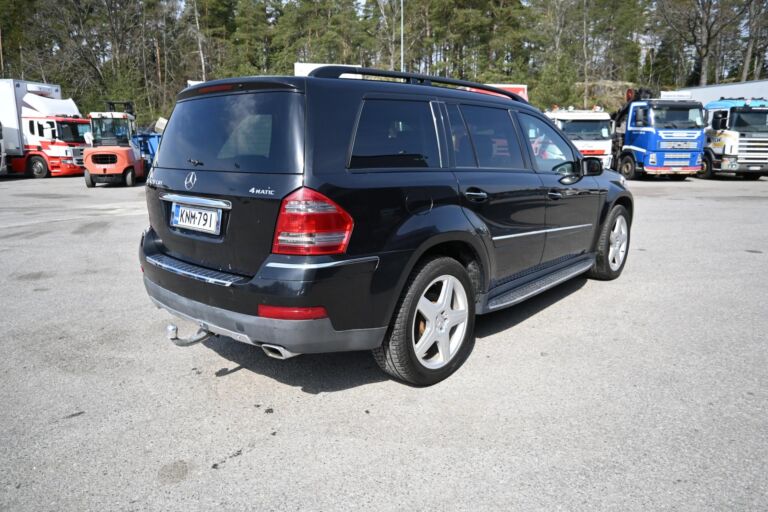 Mercedes-Benz GL