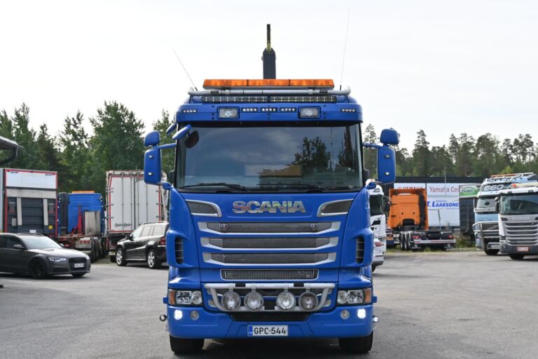 Scania R560 8x4 HIAB 24T
