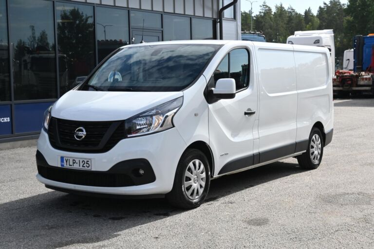 Nissan NV300