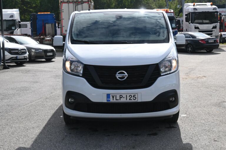 Nissan NV300