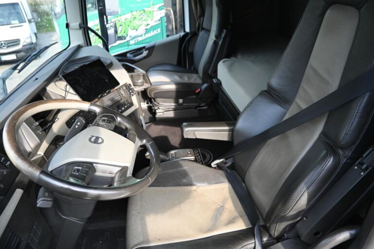 Volvo FH460 6x2 Kylmäkuljetus yhdistelmä
