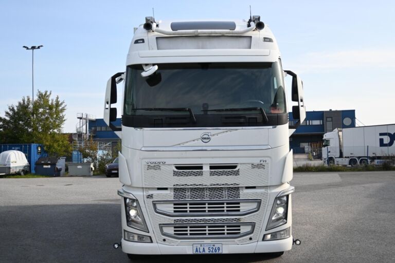 Volvo FH460 6x2 Kylmäkuljetus yhdistelmä