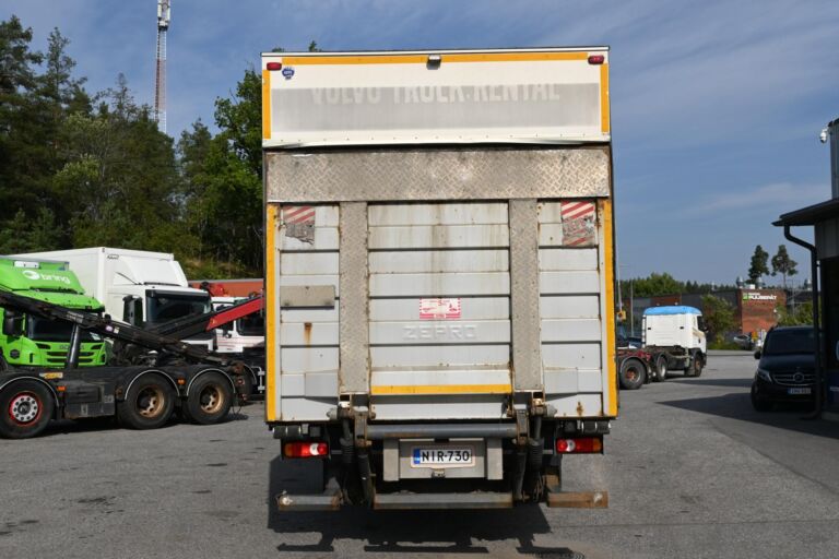 Volvo Fl jakeluauto