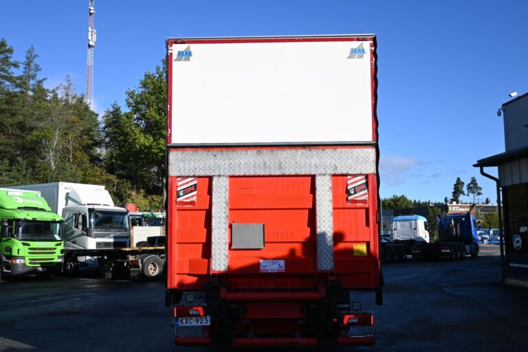 Scania P280 4x2 p. 8