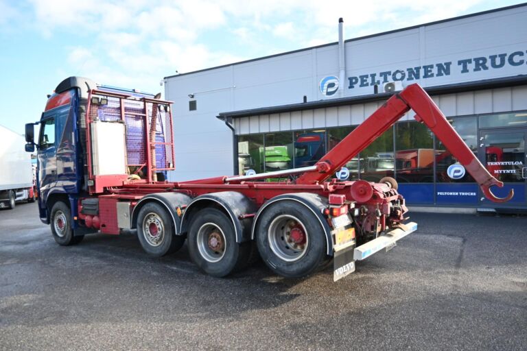 Volvo FH480 8x2 Koukku